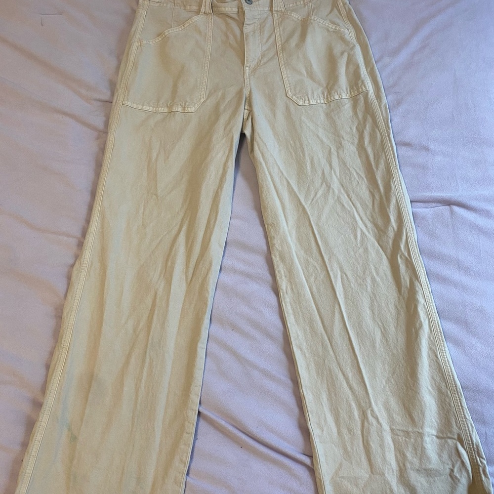 American Eagle Outfitters Light Tan Stretch Pants